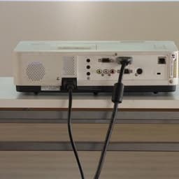 How To Set Up A Home Theater With A Projector? 