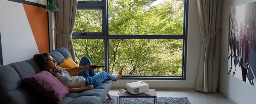 Epson EpiqVision Flex CO-FH02 Full HD 1080p Smart Streaming Portable Projector, 3-Chip 3LCD, 3,000 Lumen Color/White Brightness, Android TV, Bluetooth, 5W Speaker, Home Entertainment (Renewed)