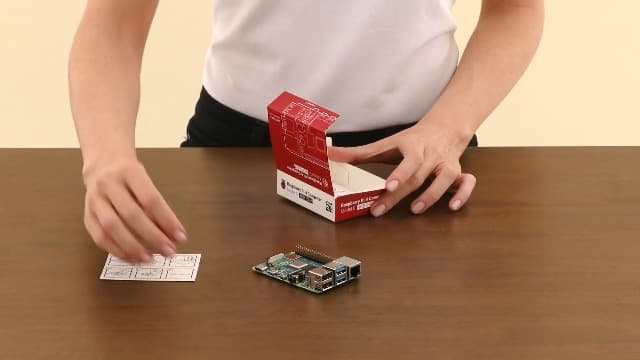 Raspberry Pi 4 Model B 2019 Quad Core 64 Bit WiFi Bluetooth (4GB)