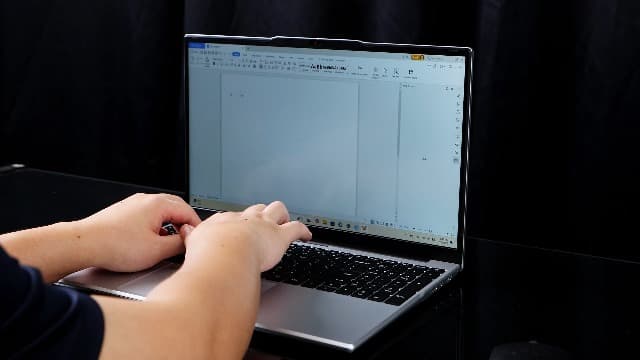 15.6 Inch Laptop, Gaming Laptop, Laptops 24GB 1TB SSD, Lap top Computer N5095, Traditional Laptops Computers 180 Angle Opening, Lap top Fingerprint Unlock Backlit Keyboard, 1920X1080 FHD IPS MINI-HDMI