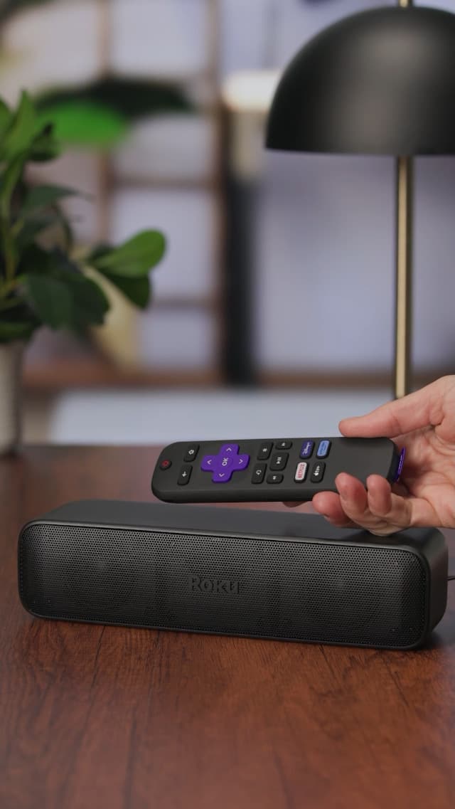 Roku Streambar SE | 2-in-1 TV Soundbar with Built-in 4K/HD/HDR Streaming, Premium Speakers, & Enhanced Speech Clarity for Crisp, Clear Dialogue - Quick Guided Simple Setup